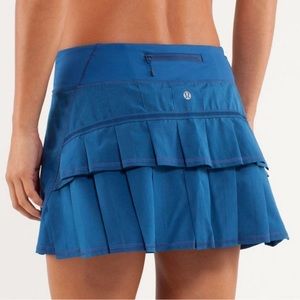 Lululemon skirt with ruffles